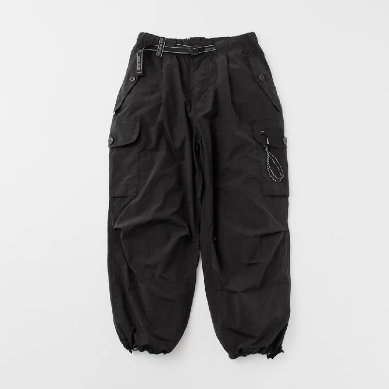Get ready for the season with exclusive savings on trendy clothes.  AND WANDER / Oversized Cargo Pants