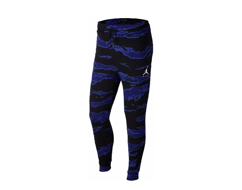 Bundle and save: Shop men’s fashion and enjoy exclusive discounts. Nike Sportswear Jumpman Fleece Camo Men's Sweatpants Bundle and save: Shop men’s fashion and enjoy exclusive discounts. Nike Sportswear Jumpman Fleece Camo Men's Sweatpants