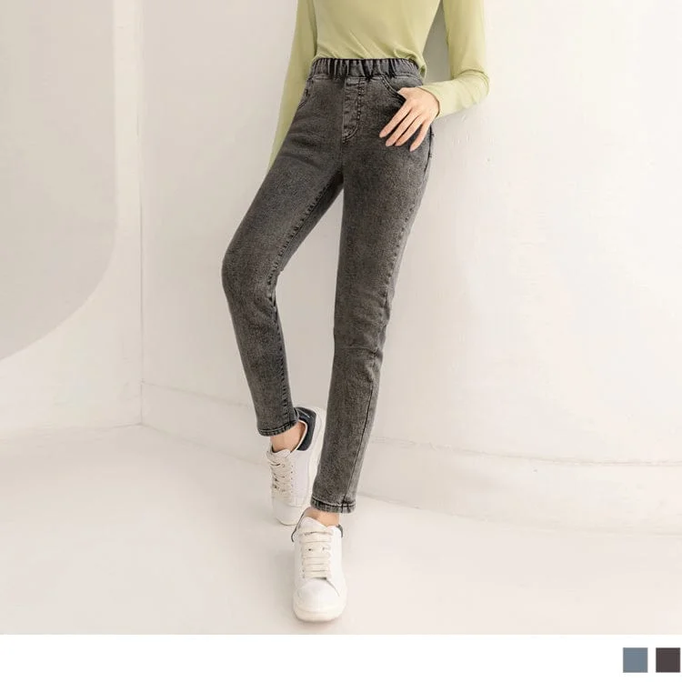 Shop the latest fashion trends with huge savings on all clothing. ELASTIC WAIST WASHED DENIM STRAIGHT LONG PANTS Shop the latest fashion trends with huge savings on all clothing. ELASTIC WAIST WASHED DENIM STRAIGHT LONG PANTS