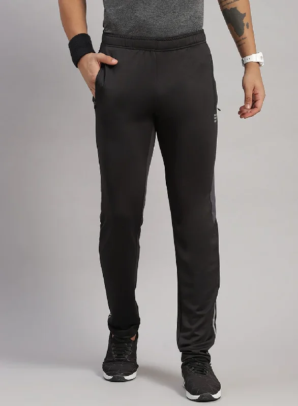 Shop now and save up to 40% on men’s wardrobe essentials.  Men Black Regular Fit Lower