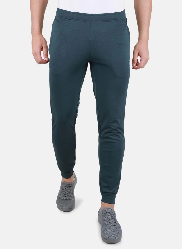 Shop men’s fashion at discount prices and save up to 70%!  Men Green Regular Fit Jogger