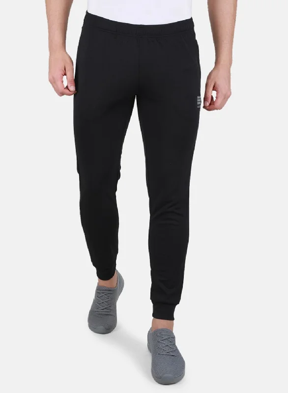 Shop the best in men’s fashion for less – limited-time sale!  Men Black Regular Fit Jogger