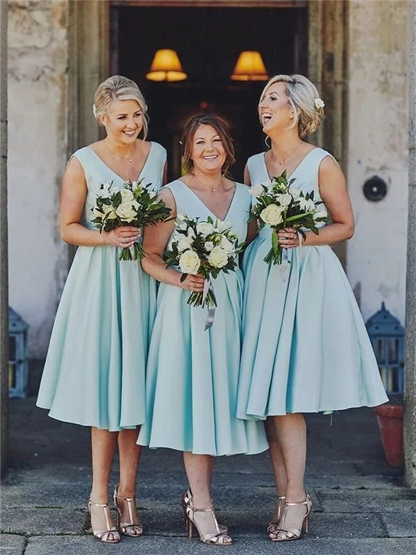 V-neck Short Blue Bridesmaid Dresses, Lovely Bridesmaid Dresses, Simple Bridesmaid Dresses