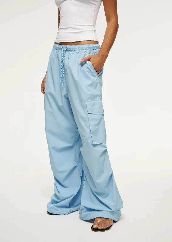 AWARD SPRAY PANT IN SKY BLUE