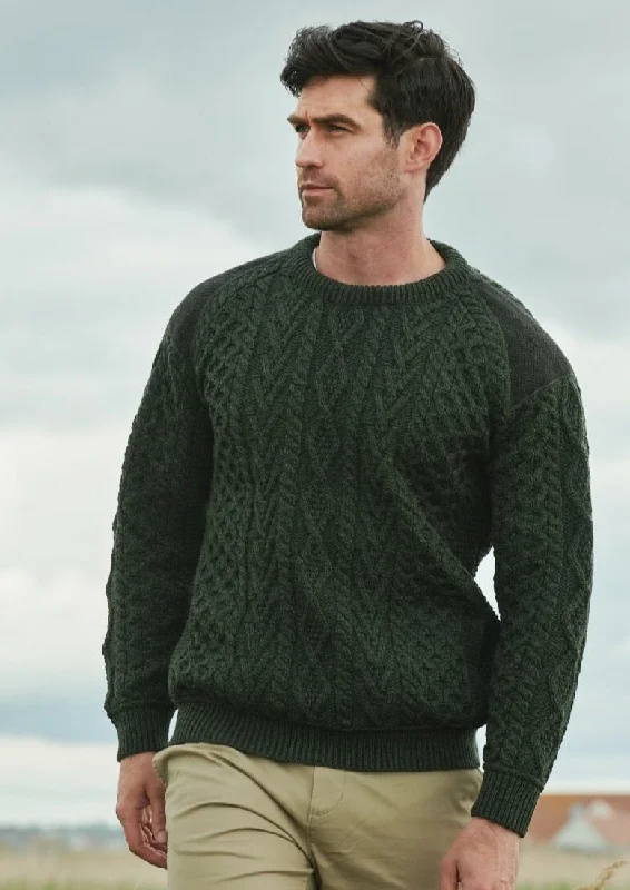 Upgrade your wardrobe with stylish men's apparel – now on sale! Aran Crafts Crew Neck Tweed Sweater | Green Upgrade your wardrobe with stylish men's apparel – now on sale! Aran Crafts Crew Neck Tweed Sweater | Green