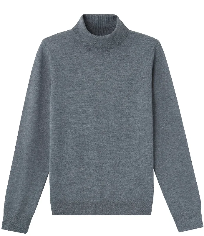 Get ready for the season with exclusive savings on trendy clothes.  Dundee Sweater
