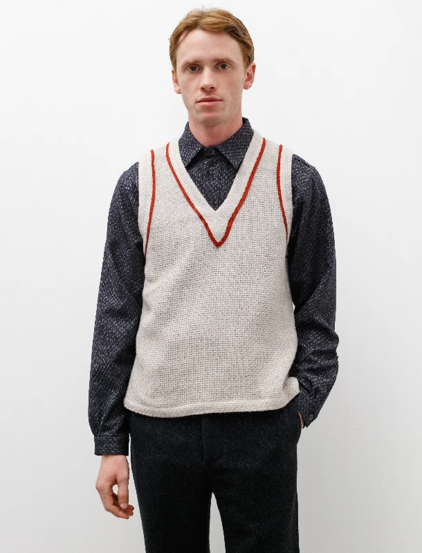 Clearance sale – shop men's clothing at discounted prices! Wool Vest Light Grey Red Detail Clearance sale – shop men's clothing at discounted prices! Wool Vest Light Grey Red Detail