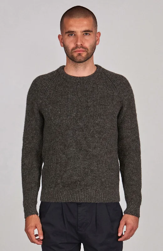  – Shop stylish items today!  Mens Sheepsoft British Wool Fisherman Rib Knit Jumper