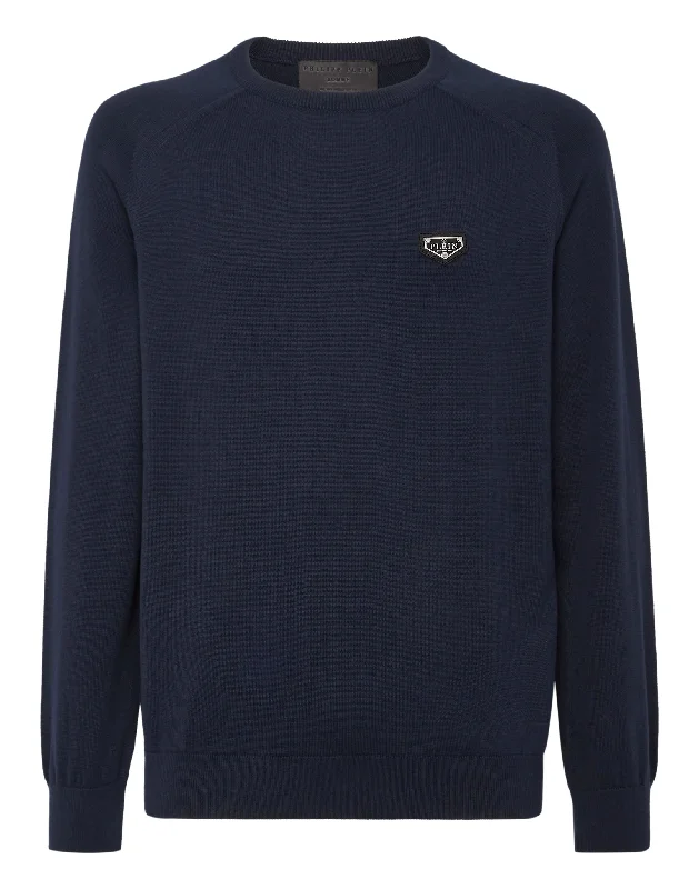 Don’t miss out – huge discounts on men’s trendy styles.  Pullover Round Neck LS