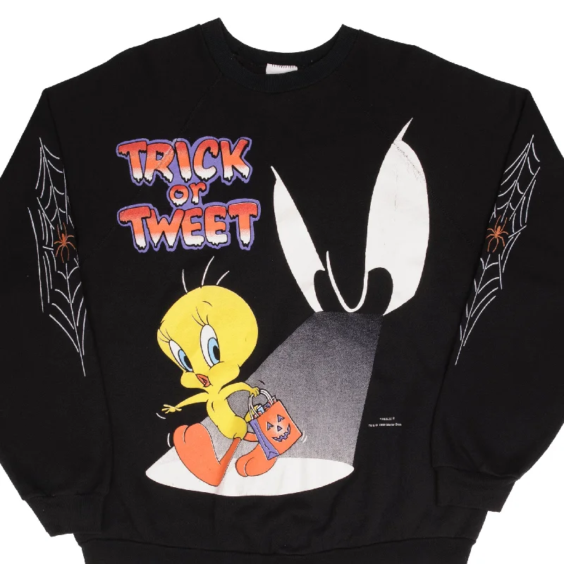 Get stylish outfits for every occasion – Shop now and save!  VINTAGE LOONEY TUNES TWEETY HALLOWEEN SWEATSHIRT 1996 SIZE XL MADE IN USA