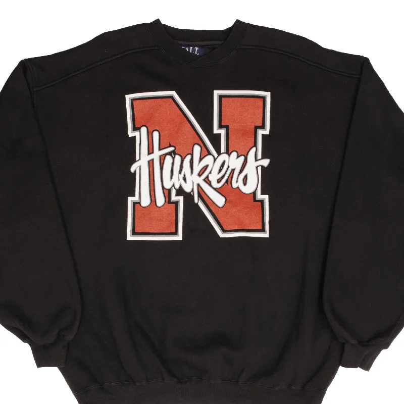 Shop now for affordable fashion – Enjoy free shipping on clothing orders.  VINTAGE NCAA NEBRASKA CORNHUSKERS 1990S BLACK SWEATSHIRT SIZE XL