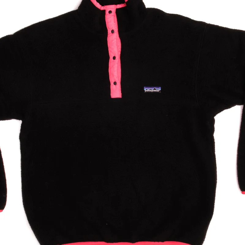 Shop the latest men's clothing trends at a fraction of the price. VINTAGE PATAGONIA SNAP T FLEECE PULLOVER JACKET 1990S SIZE MEDIUM MADE IN USA Shop the latest men's clothing trends at a fraction of the price. VINTAGE PATAGONIA SNAP T FLEECE PULLOVER JACKET 1990S SIZE MEDIUM MADE IN USA