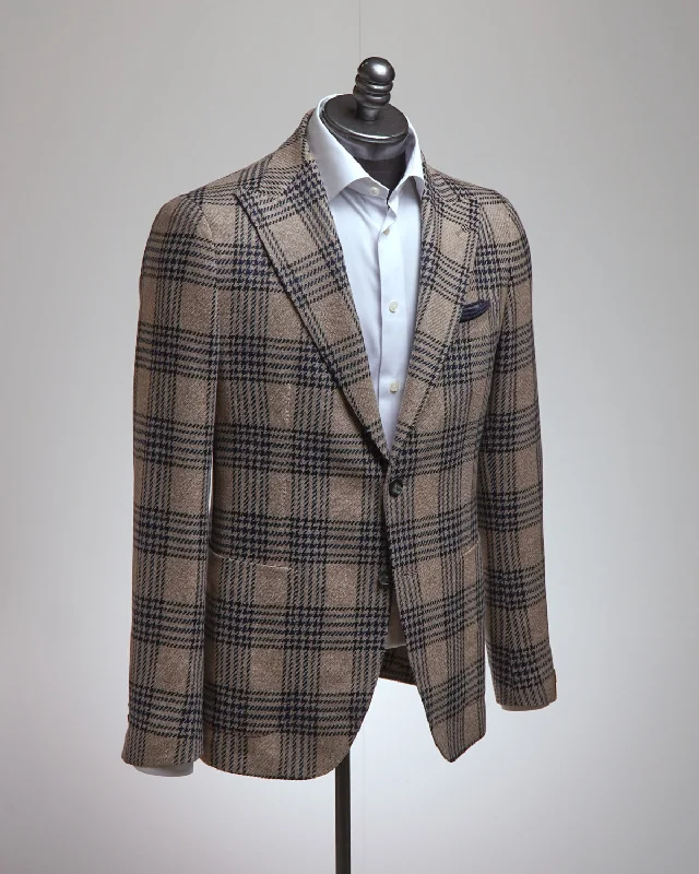 Don’t miss out – huge discounts on men’s trendy styles. Wool Blend Taupe Bold Houndscheck Sport Jacket Don’t miss out – huge discounts on men’s trendy styles. Wool Blend Taupe Bold Houndscheck Sport Jacket