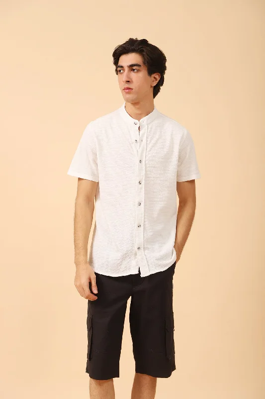 Flash discounts on men’s clothing – Don’t miss out! MANDARIN COLLAR BUTTON DOWN POLO Flash discounts on men’s clothing – Don’t miss out! MANDARIN COLLAR BUTTON DOWN POLO