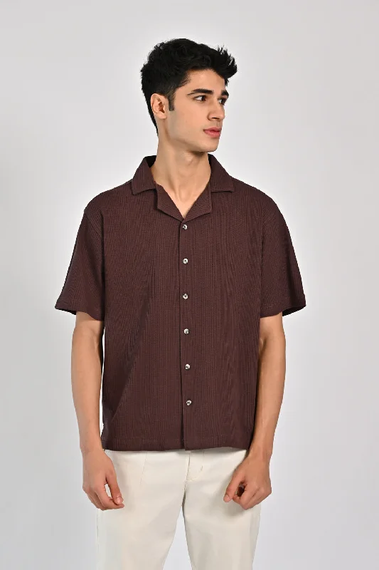 – Shop trendy clothing now.  RESORT COLLAR BUTTON DOWN BOX FIT POLO