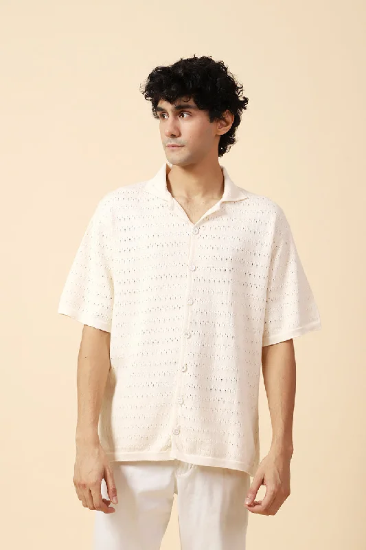 Flash sale on trendy clothing – Limited time offers available online.  KNITTED RESORT COLLAR POLO