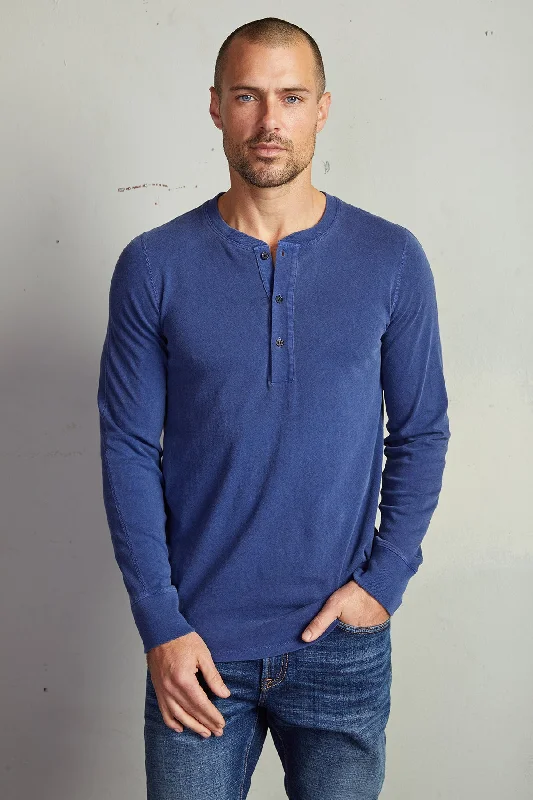 Save on top-selling fashion styles – Big discounts on men’s clothing.  ADRIAN HENLEY