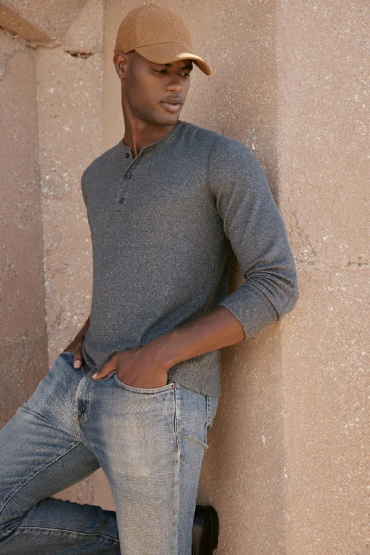 Grab your favorites before they’re gone – men’s clothing at great prices. ANTHONY THERMAL HENLEY Grab your favorites before they’re gone – men’s clothing at great prices. ANTHONY THERMAL HENLEY