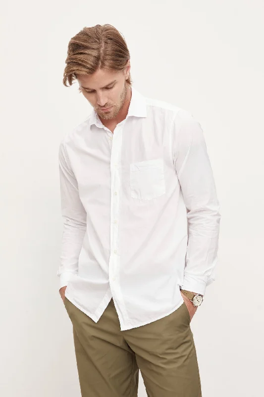 Don’t miss out – huge discounts on men’s trendy styles.  BROOKS BUTTON-UP SHIRT