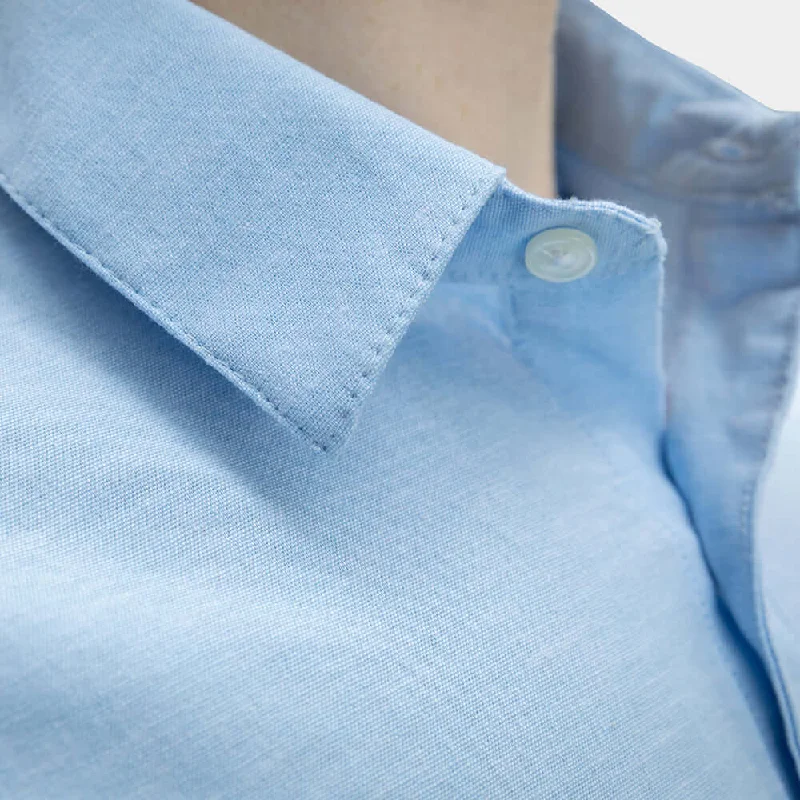 Big discounts on men’s wear – Shop now and save!  CHAMBERS Short Sleeve Shirt in Light Chambray Blue