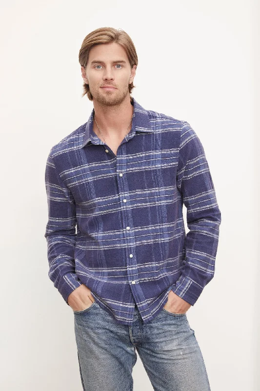 Unbeatable discounts on top-selling apparel – Only available online.  GRADY BUTTON-UP SHIRT