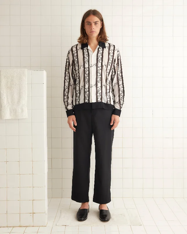 Save on men’s formal wear – perfect for your next event!  Lattice Sprig Long Sleeve Shirt