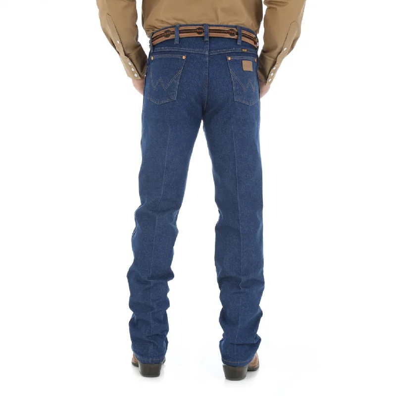 Shop the ultimate men’s clothing sale – incredible prices on your favorite styles.  Wrangler Men's 13MWZ -Extended Sizes