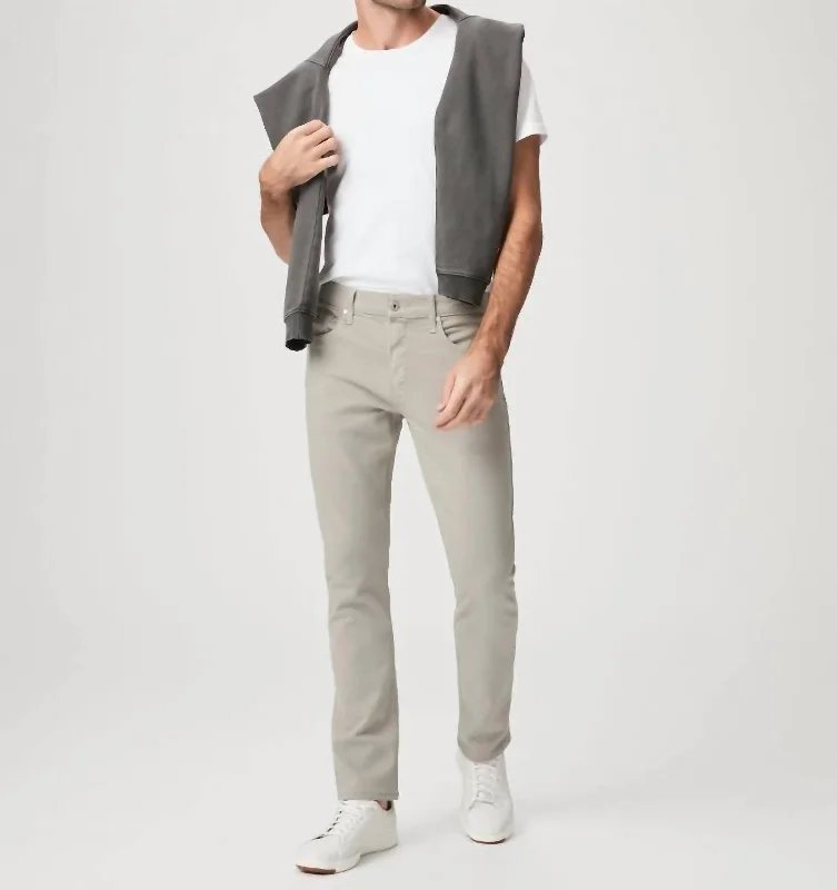 Shop the best fashion at unbeatable prices – Limited time only. Federal Slim Straight Leg Jeans In Static Grey Shop the best fashion at unbeatable prices – Limited time only. Federal Slim Straight Leg Jeans In Static Grey