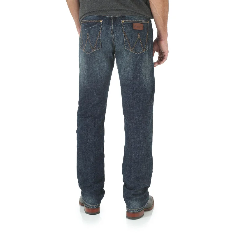 Time to upgrade your wardrobe – shop men’s fashion on sale.  Wrangler Men's Retro Limited Edition Slim Bootcut Jeans
