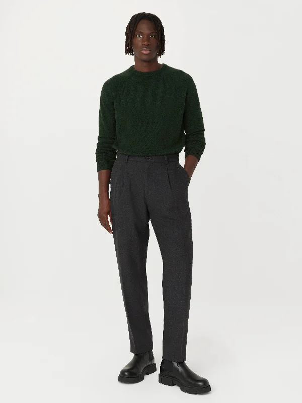 Seasonal discounts on stylish clothes – Perfect for any occasion! The Seawool® Boucle Sweater in Forest Green Seasonal discounts on stylish clothes – Perfect for any occasion! The Seawool® Boucle Sweater in Forest Green