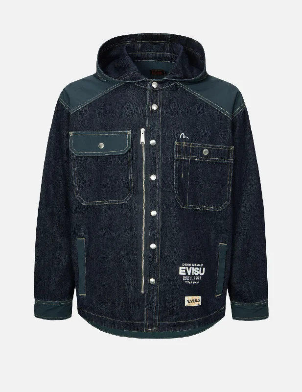 Check out the best prices on men's fashion basics – limited time offer.  商标印花宽松连帽牛仔衬衫外套