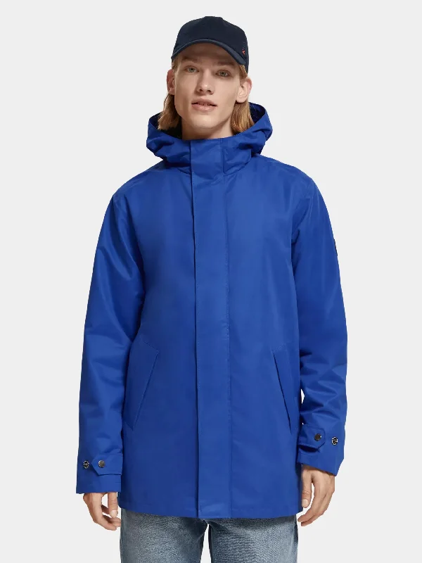 Shop affordable and stylish clothing – Limited-time discounts.  Technical raincoat