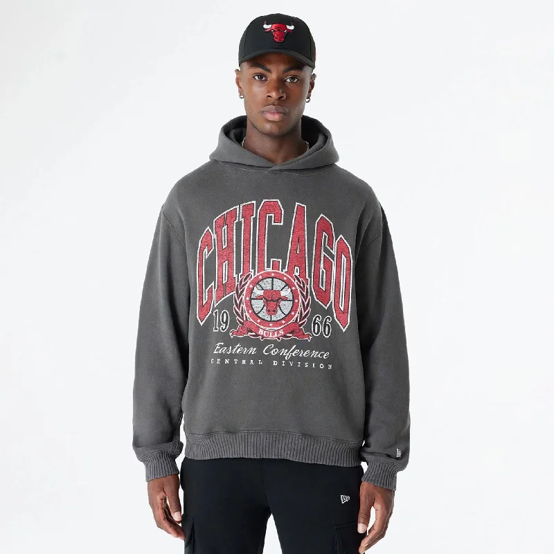 Exclusive online offer: Save 30% on all men's clothing.  Chicago Bulls Oversized Essential Dark Grey Oversized Pullover Hoodie