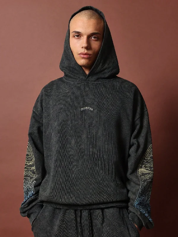 Shop stylish fashion – Get huge savings on men’s clothing. Regular Fit Washed Overhead Hoodie With Front & Sleeve Graphic Print Shop stylish fashion – Get huge savings on men’s clothing. Regular Fit Washed Overhead Hoodie With Front & Sleeve Graphic Print